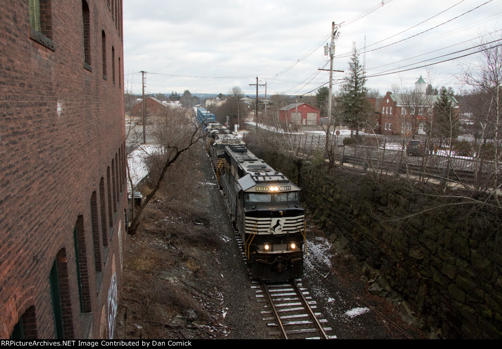 NS 6958 Leads 265 at Orange